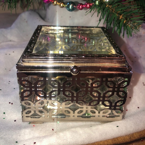 Cynthia Rowley Jewelry - Jewelry Box